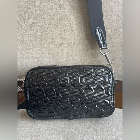 NWT！COACH Wyatt Crossbody In Signature Leather （COACH CV420）Silver/Black